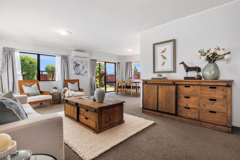 Photo of property in 6a Esmeralda Street, Welcome Bay, Tauranga, 3112