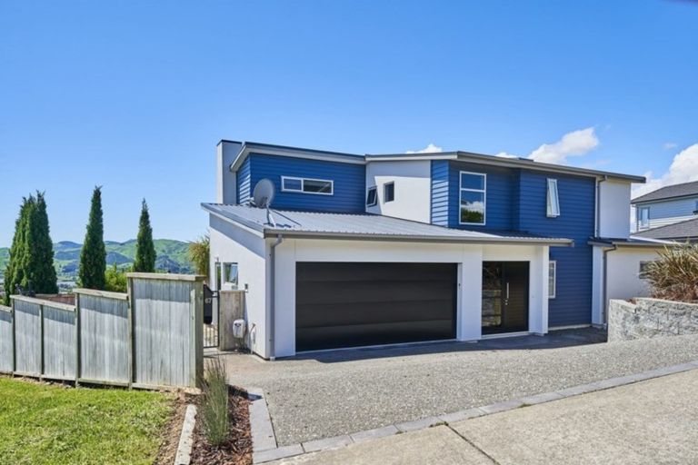 Photo of property in 67 Endeavour Drive, Whitby, Porirua, 5024