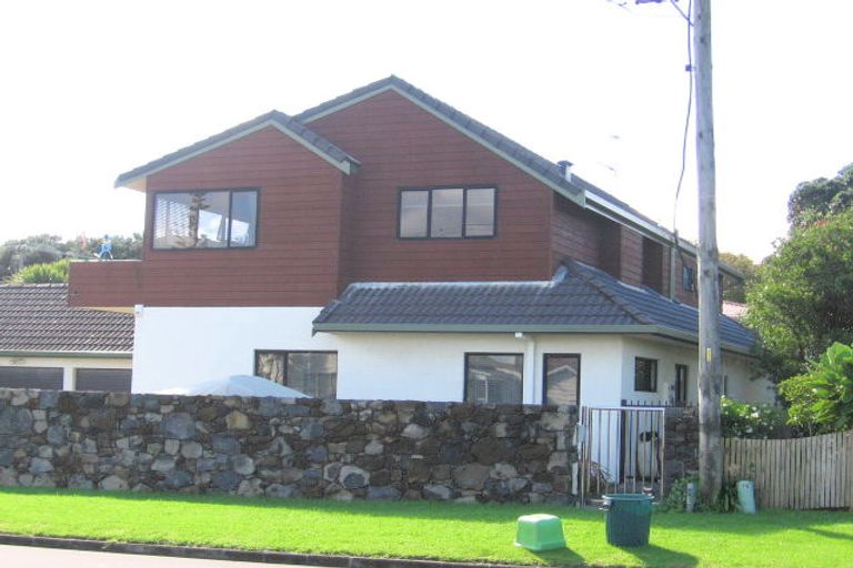 Photo of property in 4 Hattaway Avenue, Bucklands Beach, Auckland, 2012