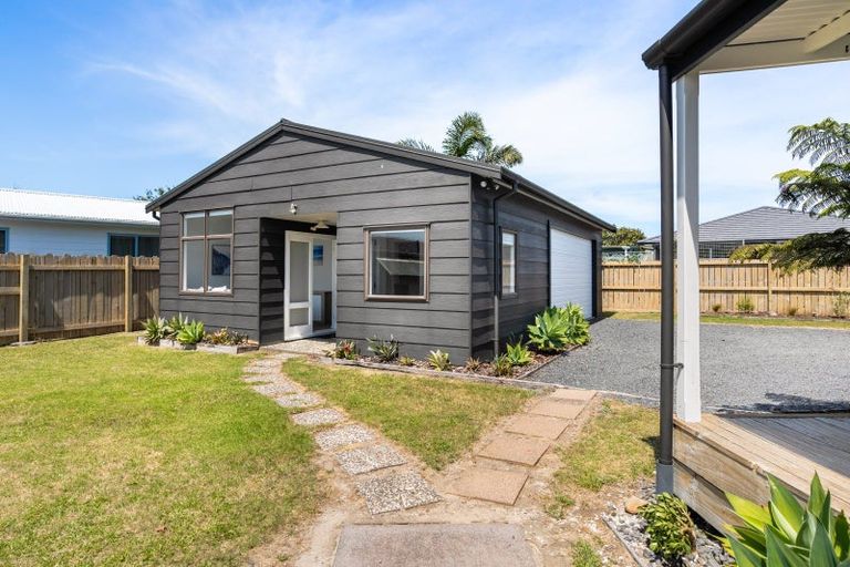 Photo of property in 107 Sharyn Place, Whangamata, 3620
