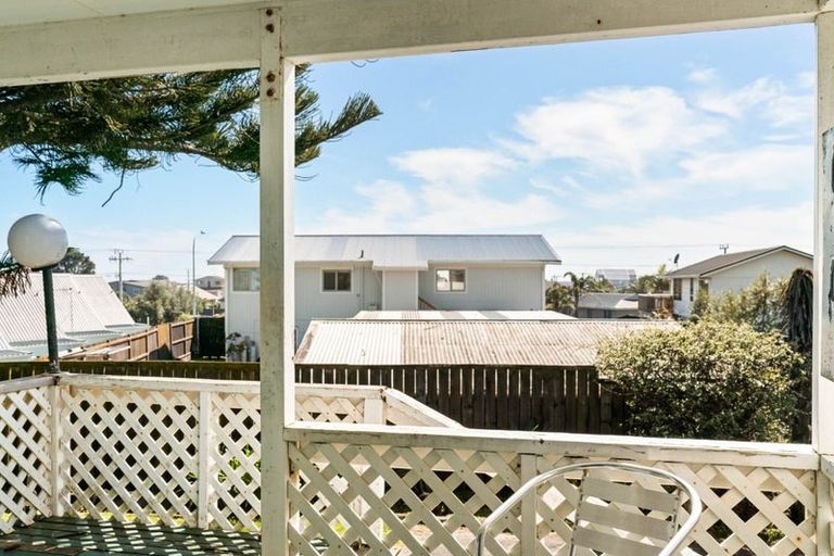 Photo of property in 1116 Papamoa Beach Road, Papamoa Beach, Papamoa, 3118