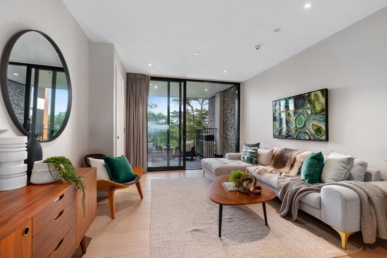 Photo of property in 302/28 Killarney Street, Takapuna, Auckland, 0622