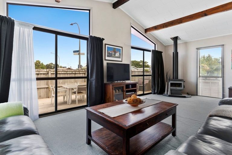 Photo of property in 50 Eversham Road, Mount Maunganui, 3116