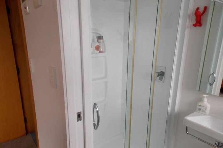 Photo of property in 62 Frobisher Street, Island Bay, Wellington, 6023