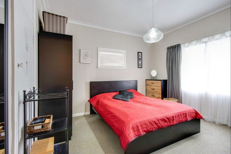 Photo of property in 54 Osier Road, Greenmeadows, Napier, 4112