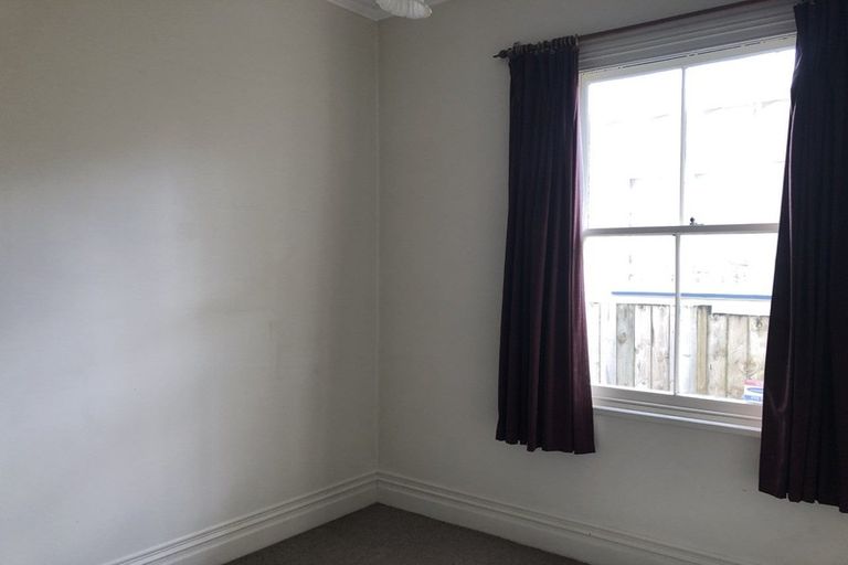 Photo of property in 31 Second Avenue, Avenues, Whangarei, 0110