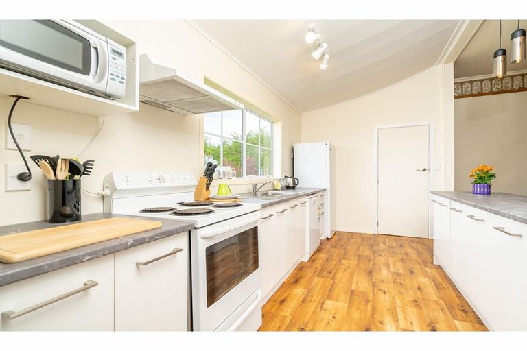 Photo of property in 2 Stephenson Street, Warrington, Waikouaiti, 9471