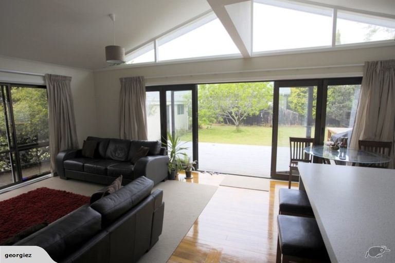 Photo of property in 21 Truro Street, Sumner, Christchurch, 8081