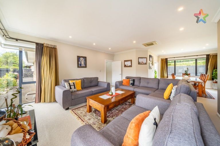 Photo of property in 7 Cottle Heath Close, Manor Park, Lower Hutt, 5019