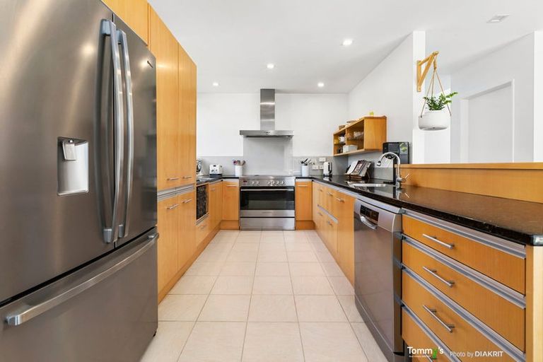 Photo of property in 32 Mantell Street, Seatoun, Wellington, 6022