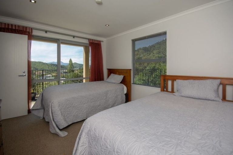 Photo of property in 26 Russell Street, Picton, 7220