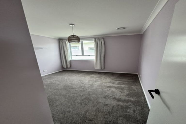 Photo of property in 19 Lyn Street, Lynmouth, New Plymouth, 4310