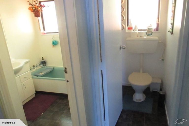 Photo of property in 8 Cardiff Place, Tamatea, Napier, 4112