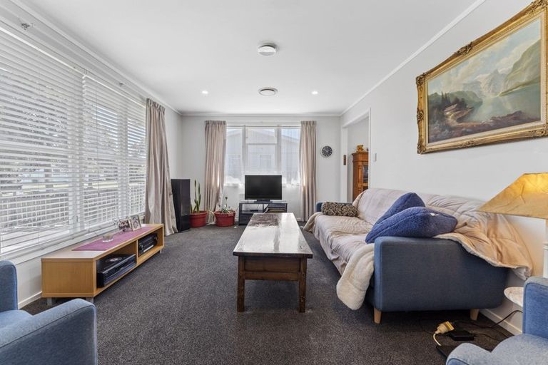 Photo of property in 42 Robinson Crescent, Westbrook, Palmerston North, 4412