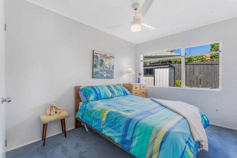 Photo of property in 1/8 Solana Court, Botany Downs, Auckland, 2010