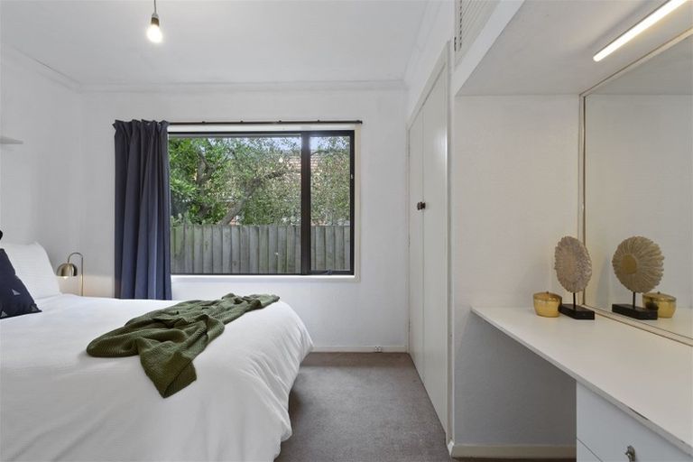 Photo of property in 9 Kendal Avenue, Burnside, Christchurch, 8053