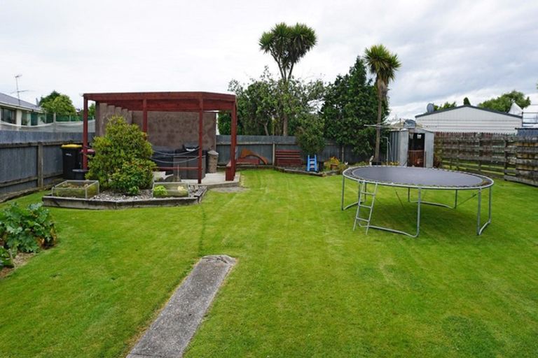 Photo of property in 24 Dundee Street, Strathern, Invercargill, 9812