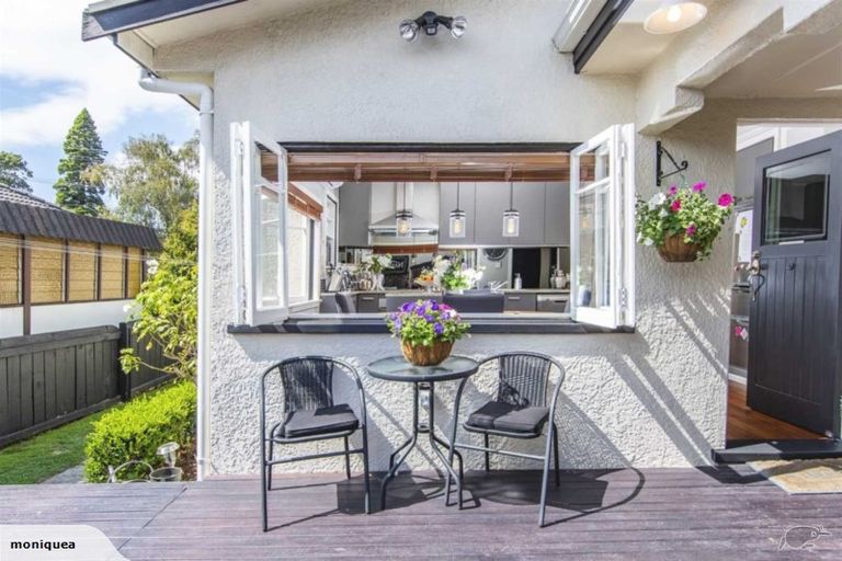 Photo of property in 521a Devonport Road, Tauranga South, Tauranga, 3112