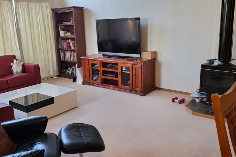 Photo of property in 34 Oliver Road, Eastern Beach, Auckland, 2012