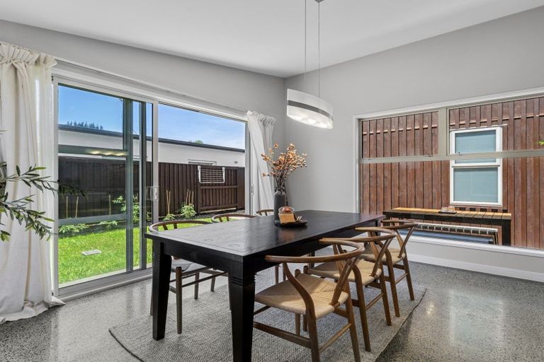 Photo of property in 18 Saint Pauls Drive, Brookfield, Tauranga, 3110