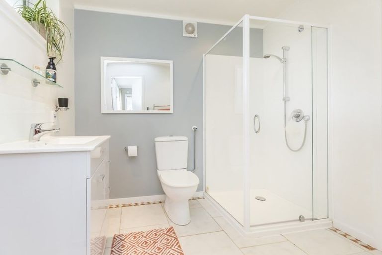 Photo of property in 85 Kinghorne Street, Strathmore Park, Wellington, 6022