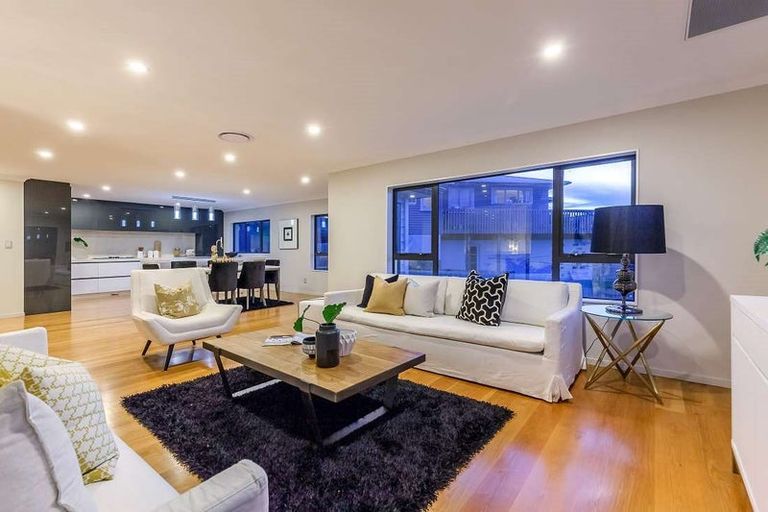 Photo of property in 250 Albany Highway, Schnapper Rock, Auckland, 0632