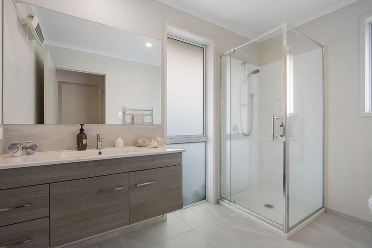 Photo of property in 16 Ballantyne Way, Aongatete, Katikati, 3178