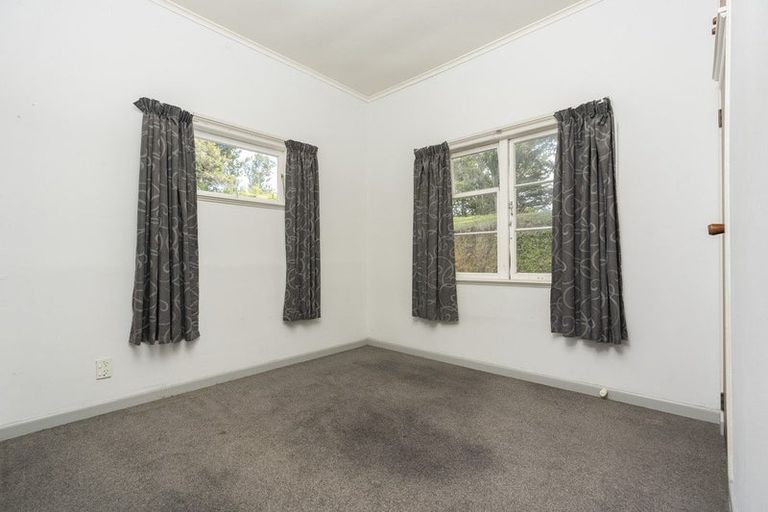 Photo of property in 37 Ngapuke Lane, Parua Bay, Onerahi, 0192