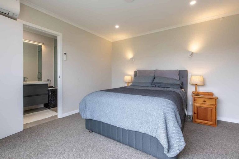 Photo of property in 33 Belgrove Drive, Waipukurau, 4200