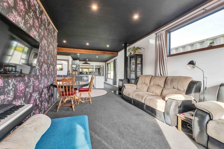 Photo of property in 126 Miranda Street, Stratford, 4332