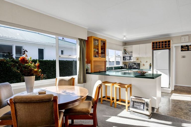 Photo of property in 96 Argyle Street, Hawera, 4610