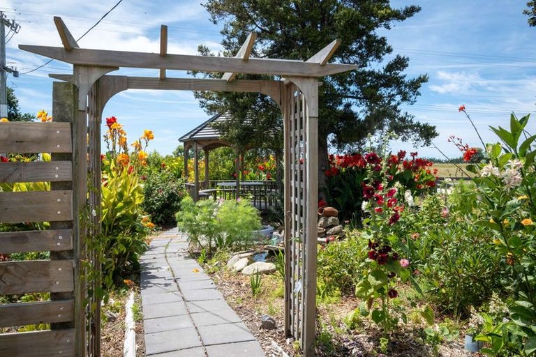 Photo of property in 104 Ferry Road, Clive, 4102