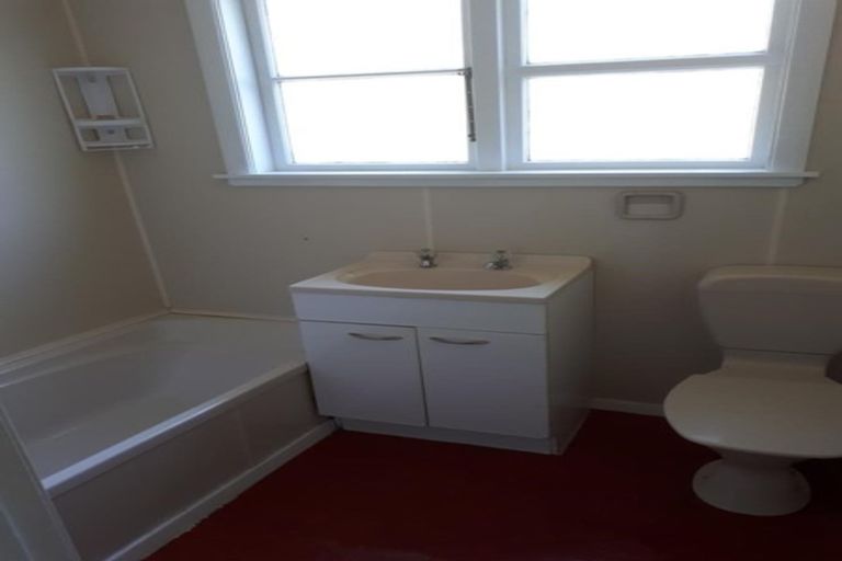 Photo of property in 115 Judd Crescent, Naenae, Lower Hutt, 5011