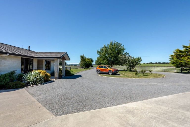 Photo of property in 152 Aerodrome Road, Dannevirke, 4972
