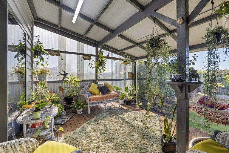 Photo of property in 3 Mabey Street, Eltham, 4322