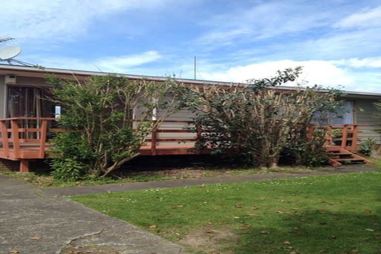 Photo of property in 134 Pigeon Mountain Road, Half Moon Bay, Auckland, 2012