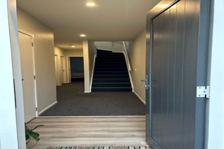 Photo of property in 20 Kopua Place, Whitby, Porirua, 5024