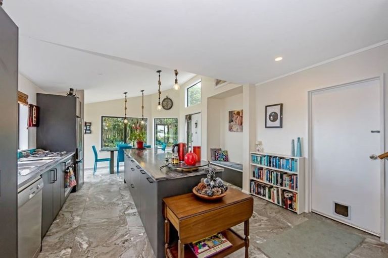 Photo of property in 40a Tiri Road, Manly, Whangaparaoa, 0930