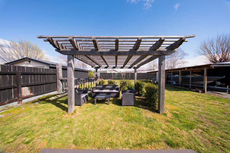 Photo of property in 12 Hallewell Road, Twizel, 7901