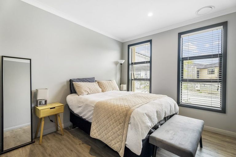 Photo of property in 41 Couldrey Crescent, Red Beach, 0932