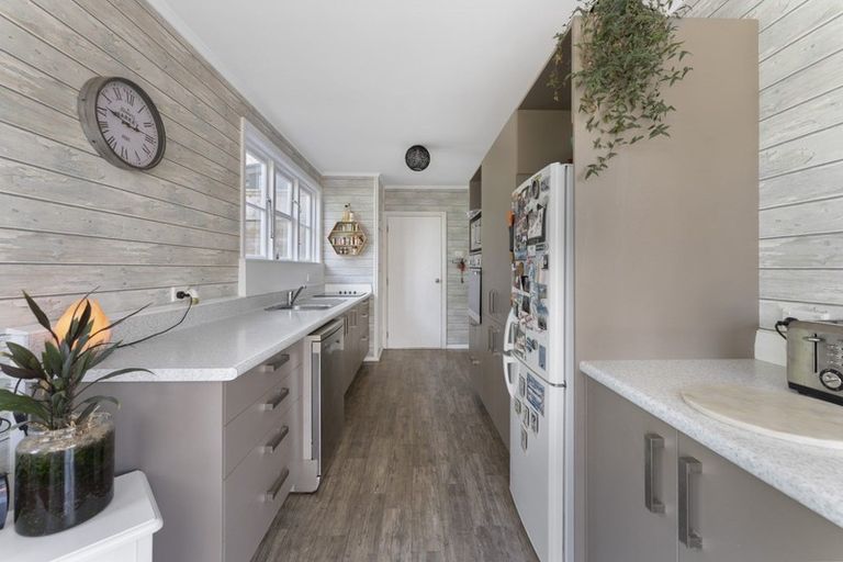 Photo of property in 101c Frankley Road, Frankleigh Park, New Plymouth, 4310