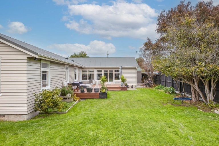 Photo of property in 13 Voss Street, Shirley, Christchurch, 8013