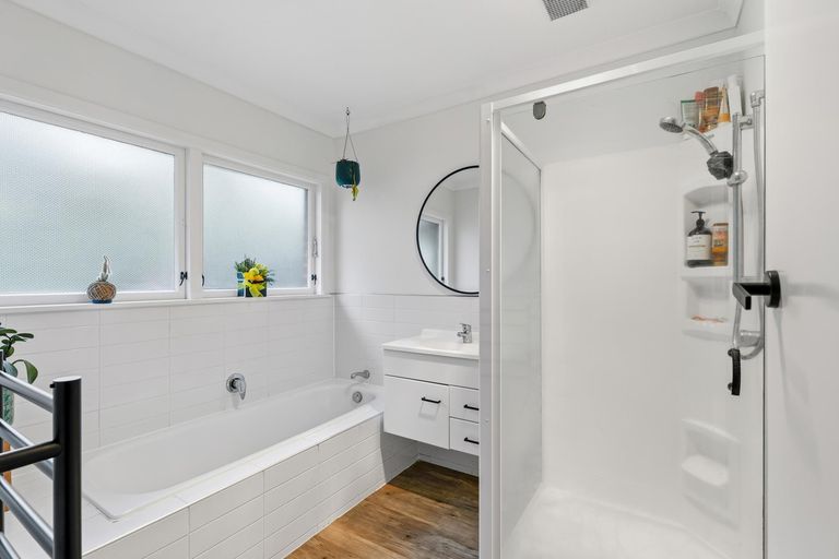 Photo of property in 16 Burwood Road, Matamata, 3400