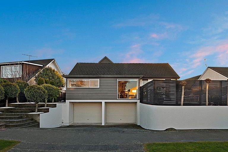 Photo of property in 29 Colina Street, Avonhead, Christchurch, 8042