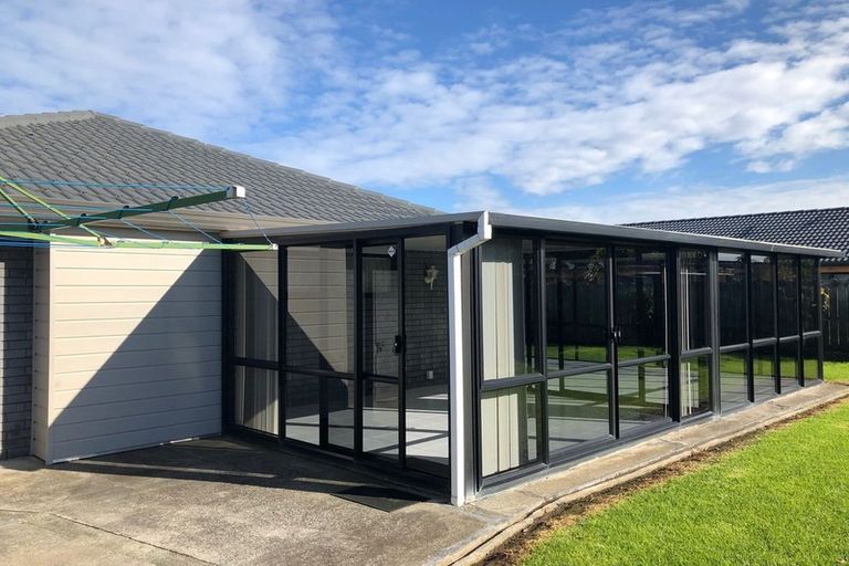 Photo of property in 57 Frank Nobilo Drive, Golflands, Auckland, 2013