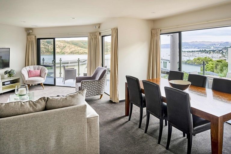 Photo of property in 17 Paremata Drive, Paremata, Porirua, 5024