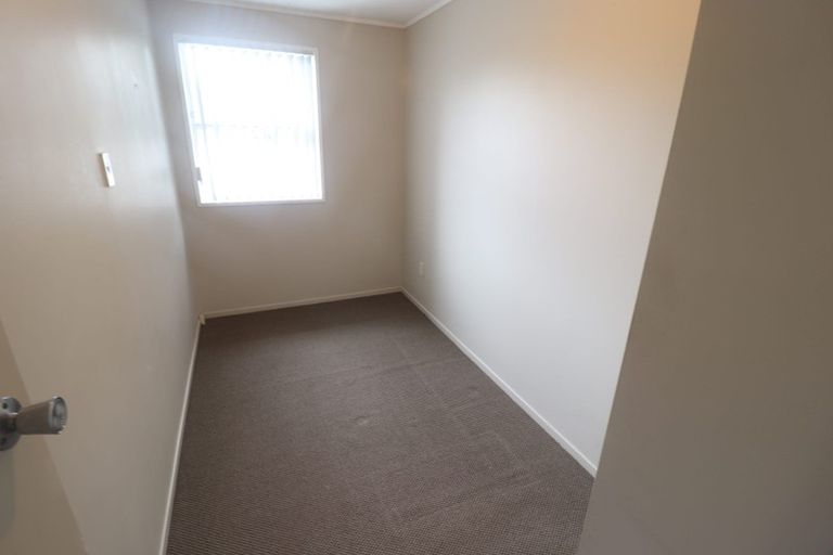 Photo of property in 54 Oreil Avenue, West Harbour, Auckland, 0618