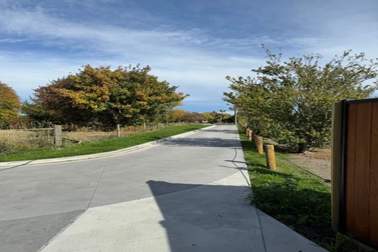 Photo of property in 3/1 Tilia Lane, Dallington, 8061