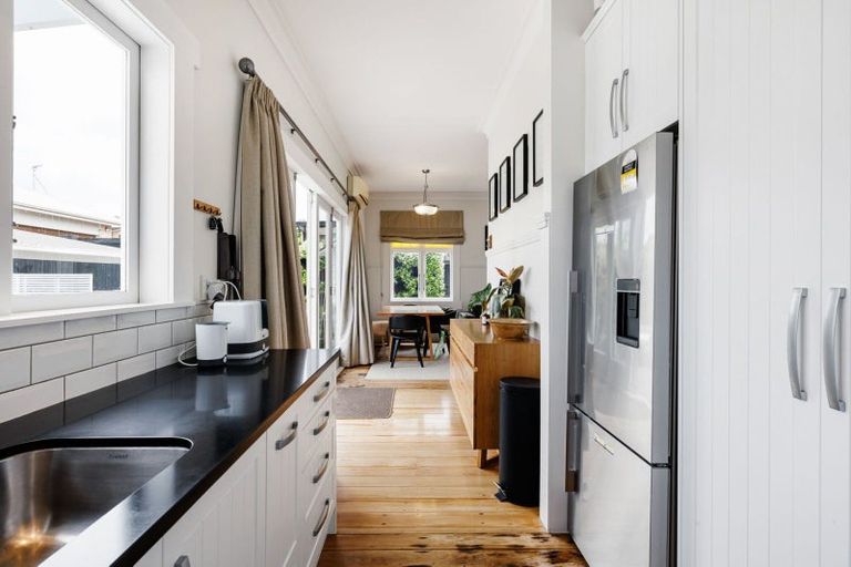 Photo of property in 9 Rata Street, Maeroa, Hamilton, 3200