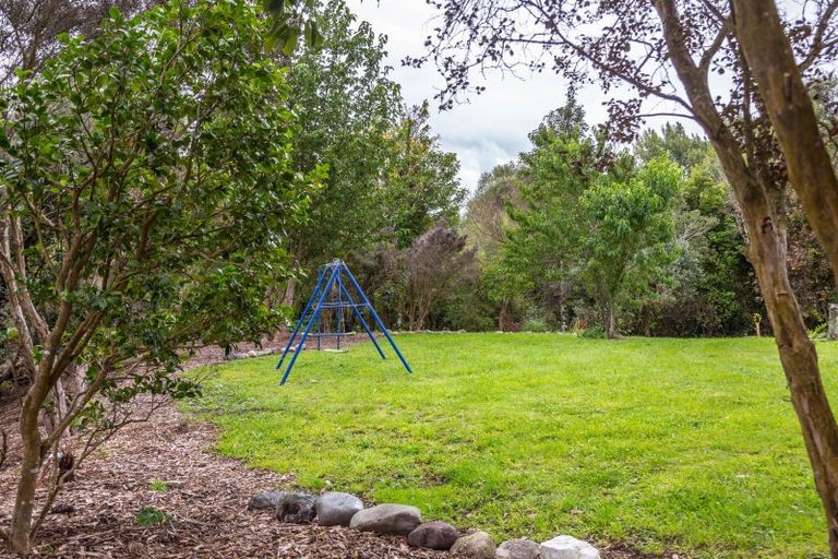 Photo of property in 16 Hickson Street, Featherston, 5710